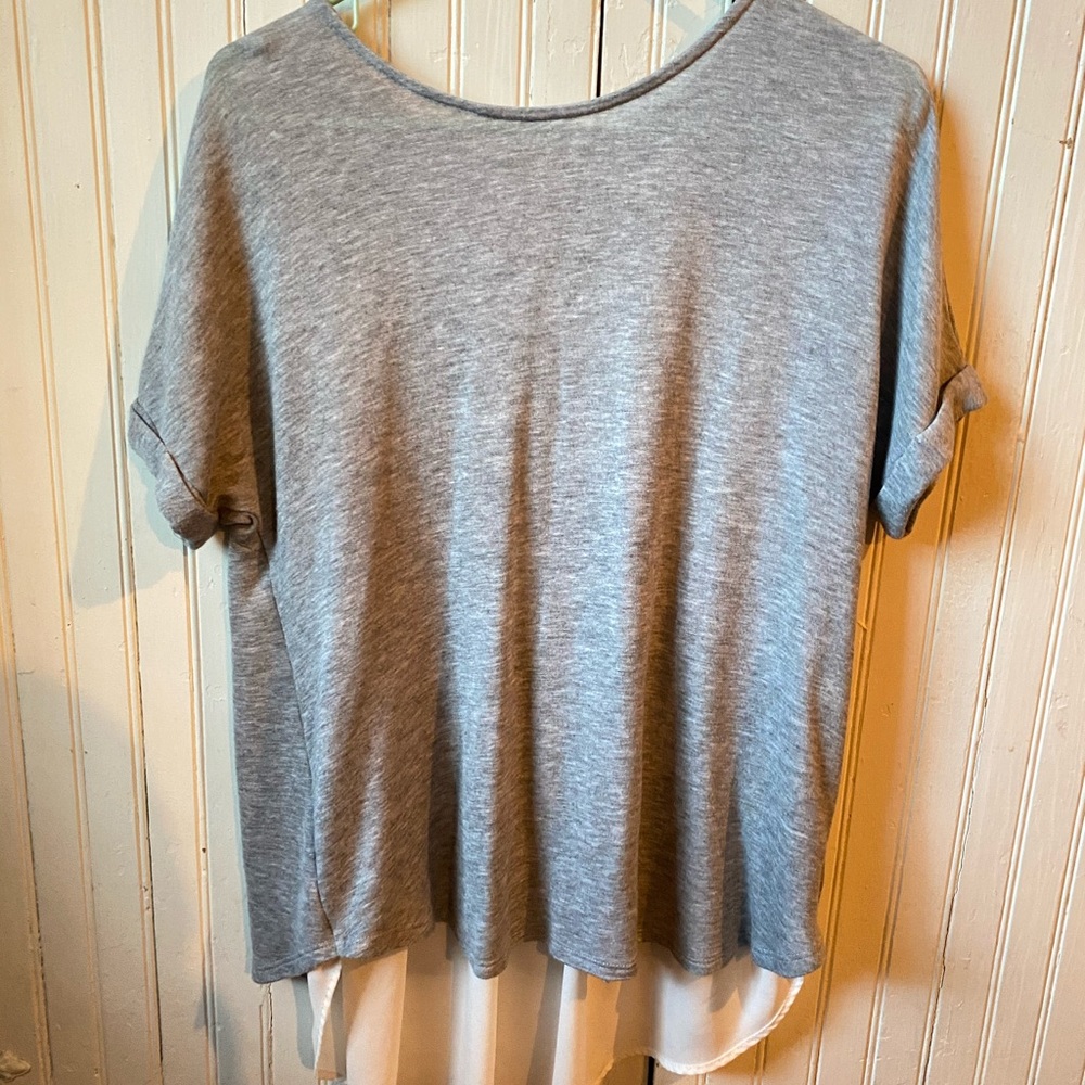 Oversized Gilli Top with Chiffon low hem